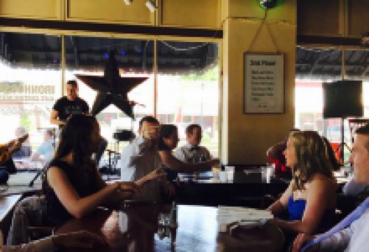 Iron Horse Restaurant美食图片