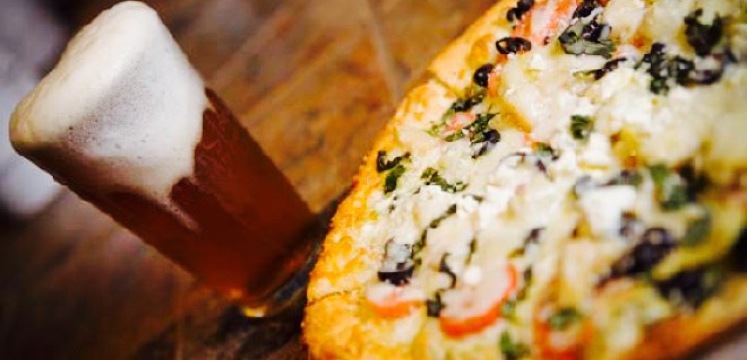 Waterstone Fire Roasted Pizza餐厅图片