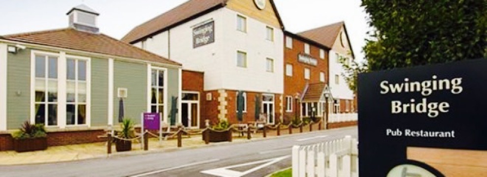 The Swinging Bridge餐厅图片