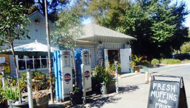 Rosie's Cracker Barrell