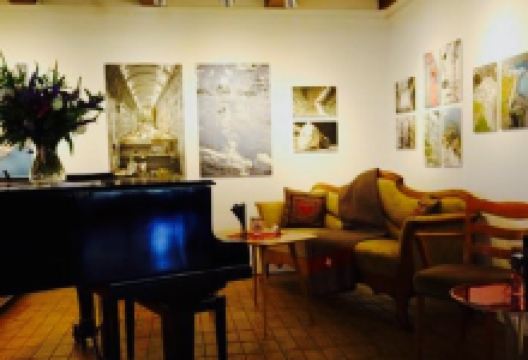 Lesecafé und Kulturbar Bsinti美食图片