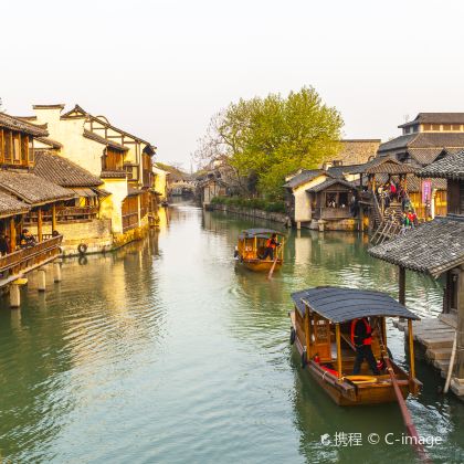杭州+乌镇+南浔古镇+苏州+上海5日4晚跟团游