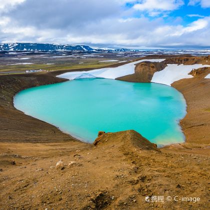 冰岛米湖神之瀑布+厄赫斯纳谷地+惠尔山+克拉夫拉火山+熔岩迷宫三日游