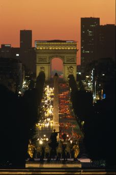 凯旋门-巴黎