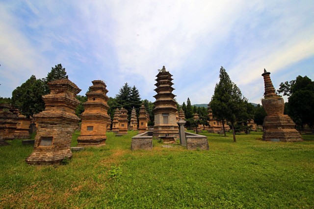 ＃网红打卡地＃嵩山.少林寺 一个武侠梦