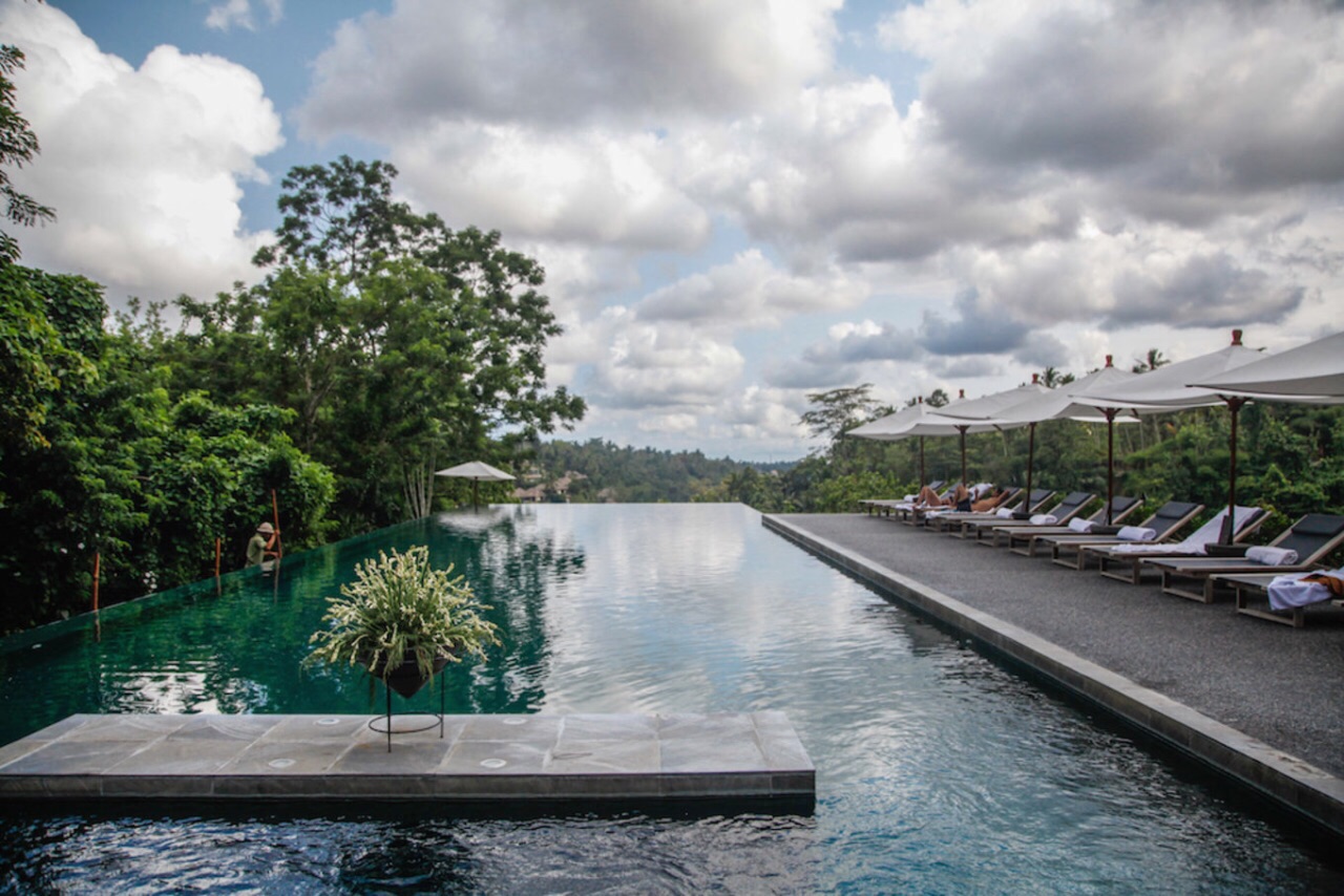 巴厘岛雨林中的阿里拉酒店