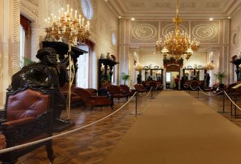 葡萄牙里斯本+佩纳宫+辛特拉王宫+地狱之口+罗卡角 .包车游【中文包车+安全出行+VIP包车】