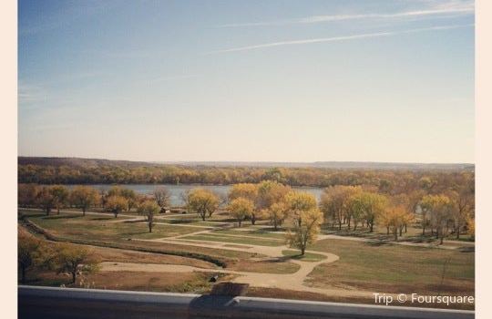 Tuttle Creek State Park Travel Guidebook Must Visit Attractions