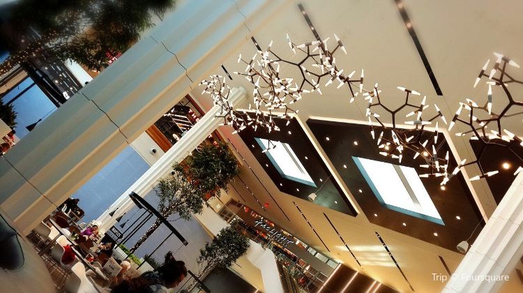 Westfield Montgomery Mall Tickets Deals Reviews Family