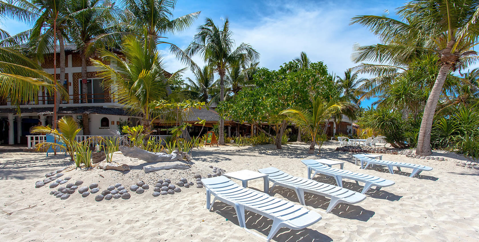 Malapascua Exotic Bar & Restaurant