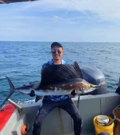 瓜拉弄宾游记图文-我与旗鱼的第一次邂逅，马来西亚巨型鱼种挑战之旅