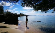 奥翠丝海滩-西哈努克城-爱耍的周大爷