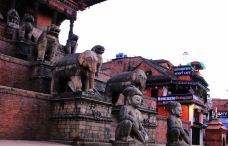 尼亚塔波拉神庙-巴克塔普尔-hiluoling