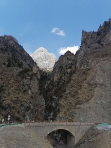 阿坝州纳摩大峡谷-若尔盖-大眼睛小盆友