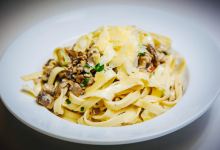 Vinnie's Pizza Pasta & Ribs美食图片