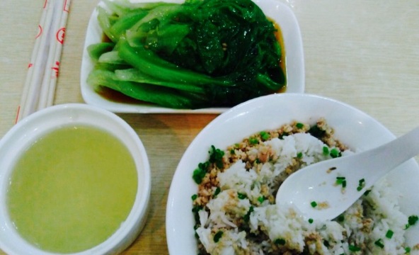 东平传统鸡饭(德信华城店)