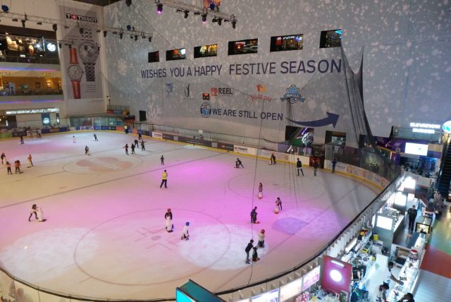 Dubai Ice Rink Attractions Emmm Pty Dubai Travel Review Travel