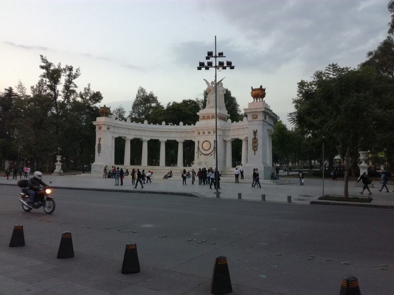 墨西哥--西班牙语零分,了解1分,准备0.5,考验自