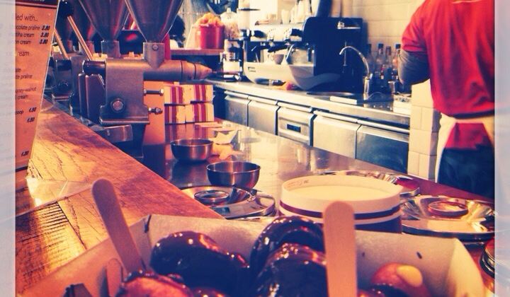 Bai Wei He Jun Xiang Hui Mian Xiang Tu Yu Cai Reviews - 