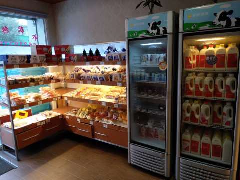 一鸣真鲜奶吧(塘下鲍二村店)