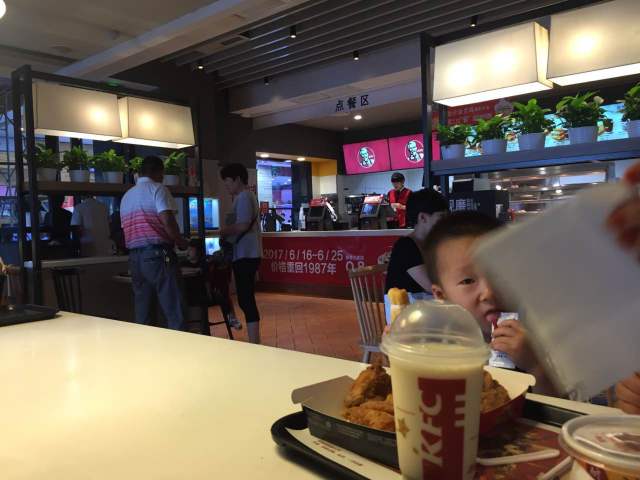 肯德基(蕾莎店)