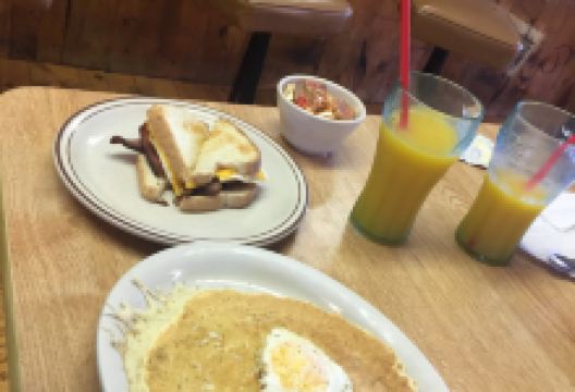 Circleville Cafe美食图片