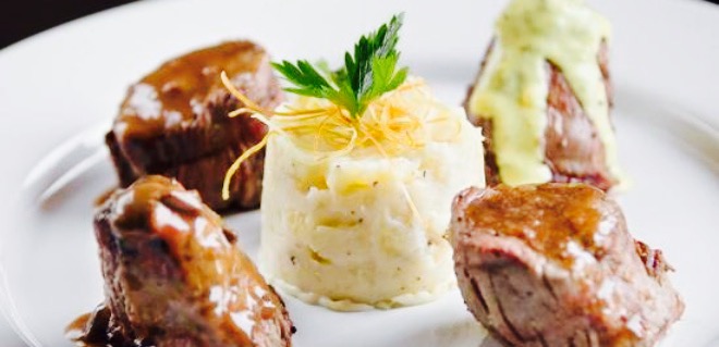 Pamplona Bar & Grill餐厅图片