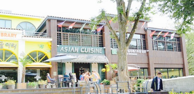 Asian Family Restaurant Dongmoon餐厅图片