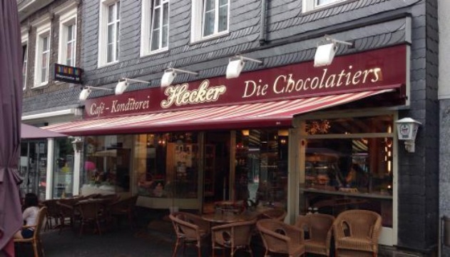 Cafe Und Konditorei Hecker餐厅图片