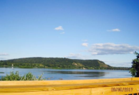 The Waterfront Bar & Grill美食图片