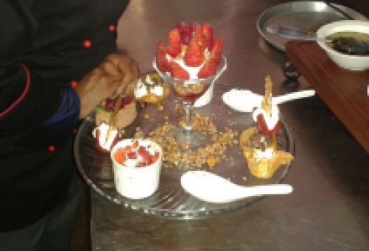 Doris Metropolitan美食图片