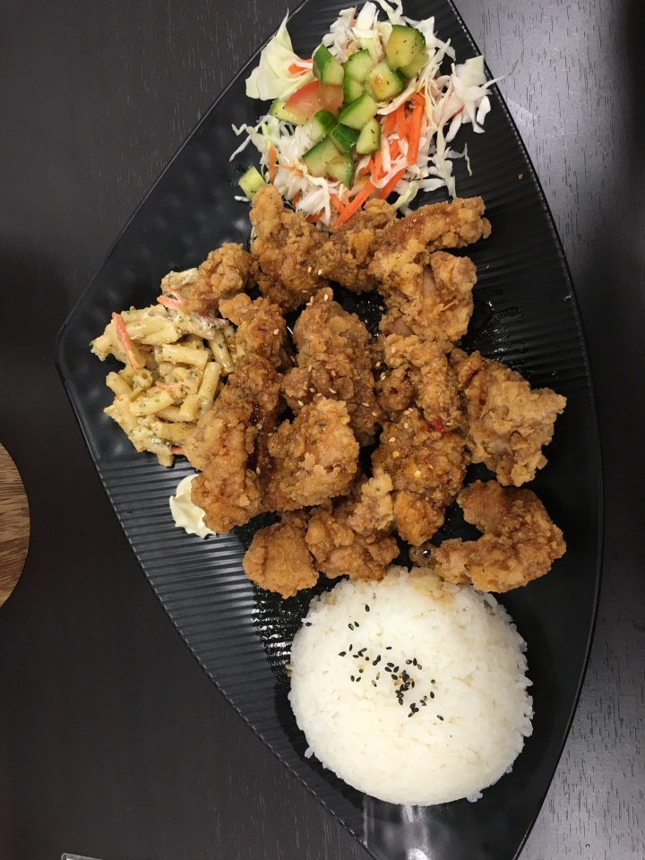 Pacific Rim Mix Plate餐厅图片