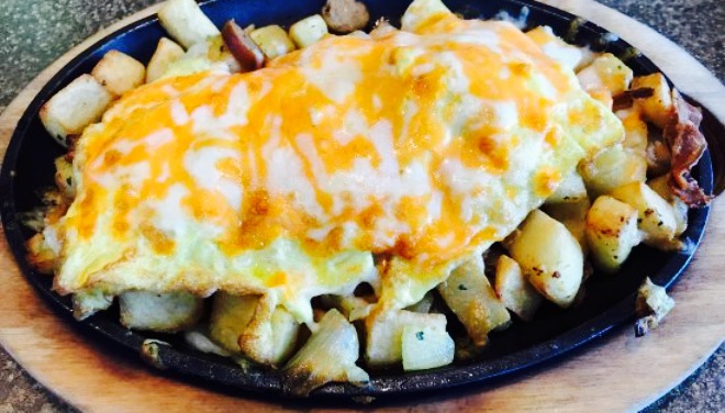 Broadway Bar & Grill Central