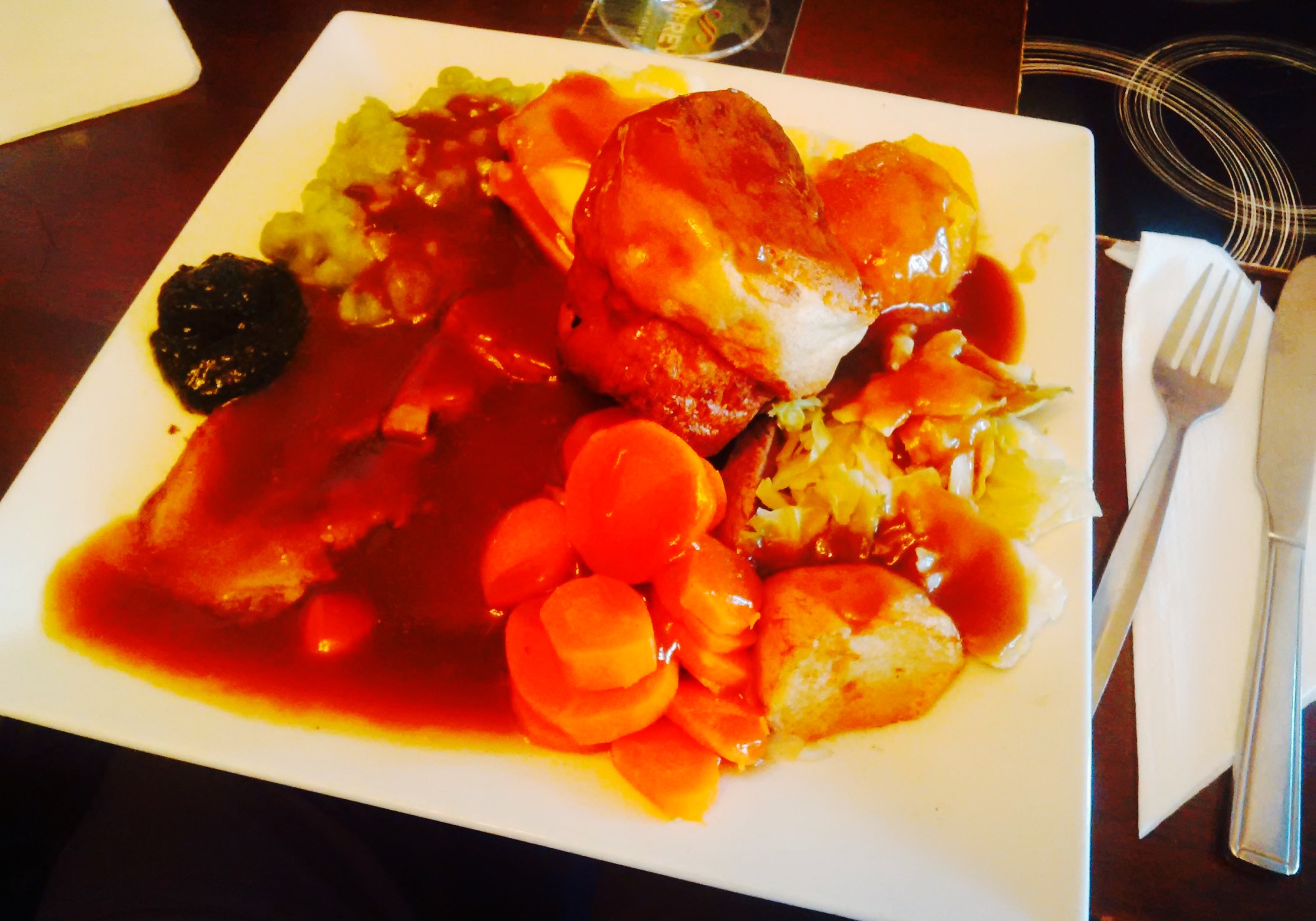 Kings Head Guisborough餐厅图片