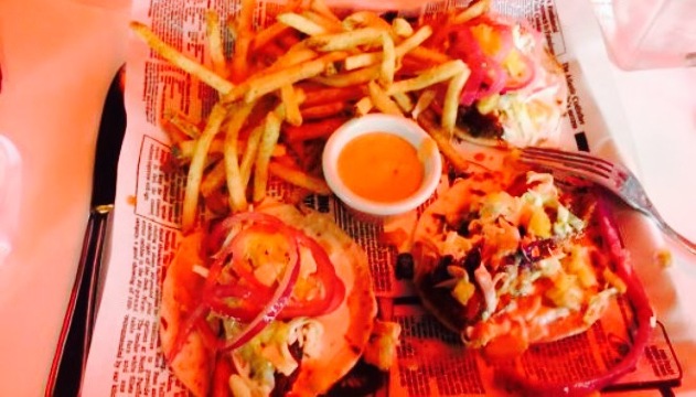 Houston Avenue Bar & Grill