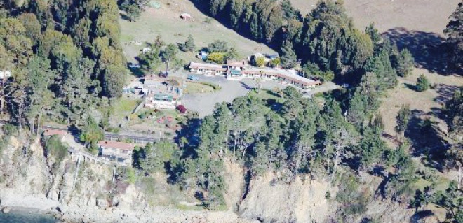 Ocean Cove Lodge Bar and Grill餐厅图片