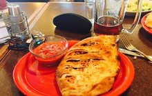 Roosters Grille & Pizzaria餐厅图片