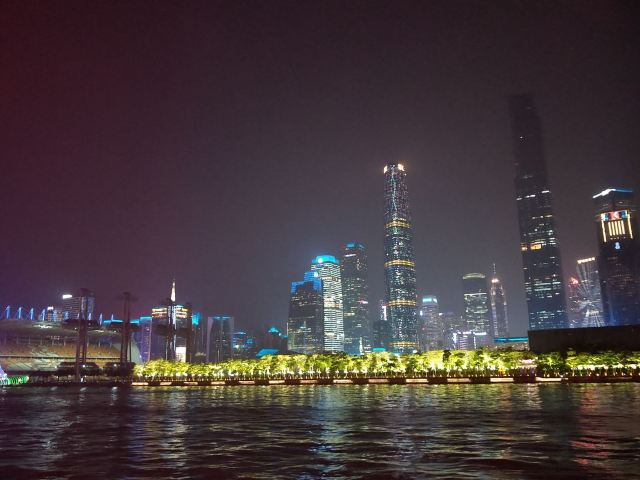 珠江夜遊天字碼頭