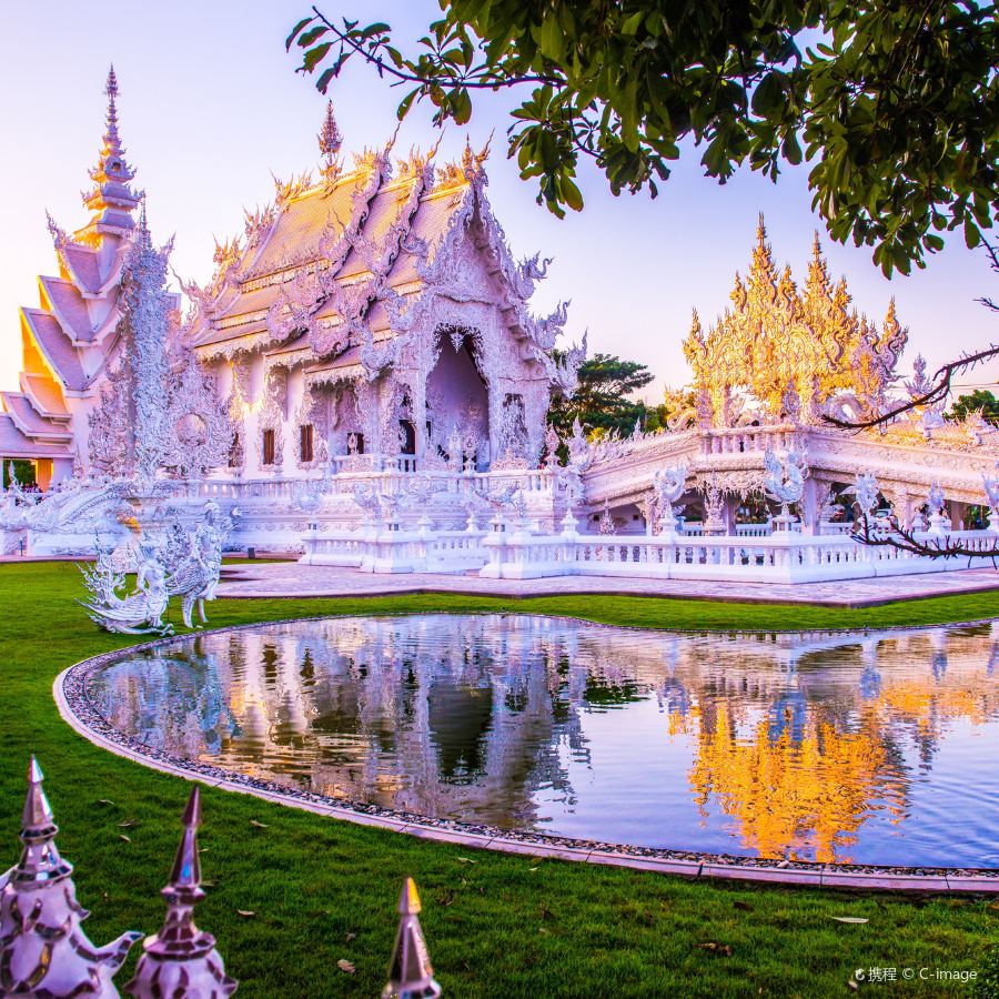 泰国清迈府清莱白庙一日游