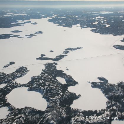 加拿大耶洛奈夫4日3晚跟团游