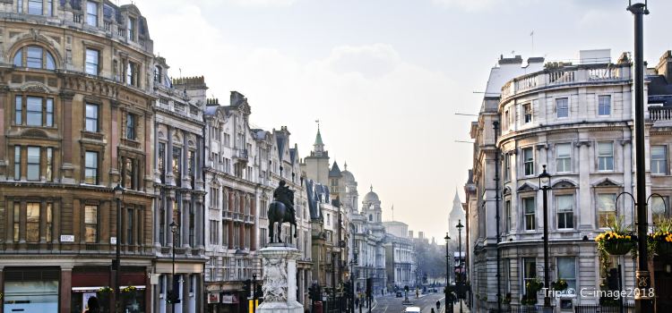 Charing Cross Road Travel Guidebook Must Visit Attractions - 