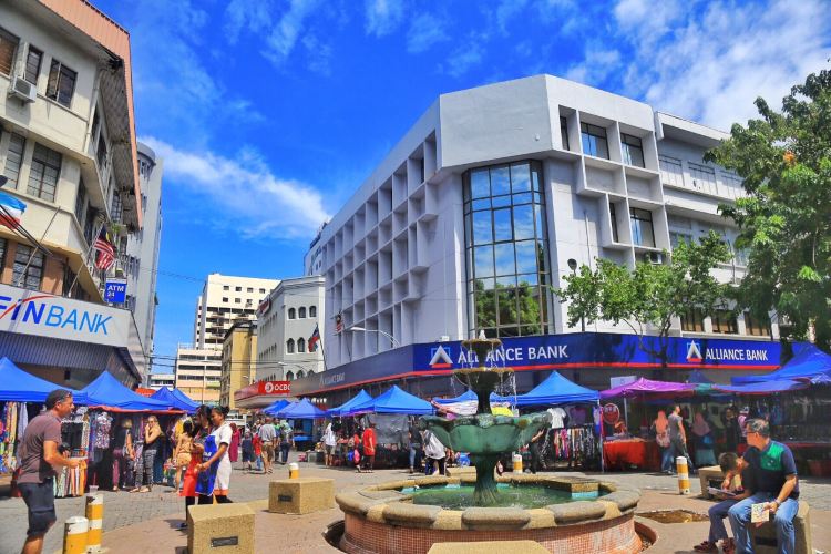 Gaya Street(Cultural vibrancy, market experience)