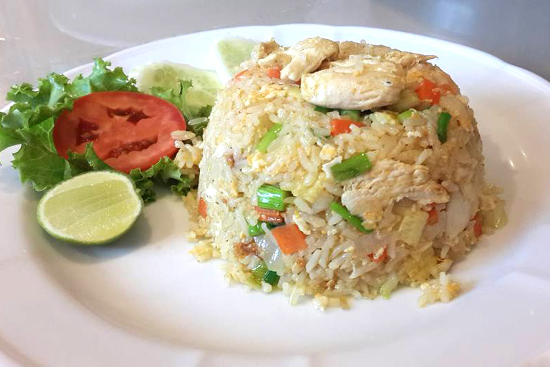 Phen's Restaurant Bar & Coffee