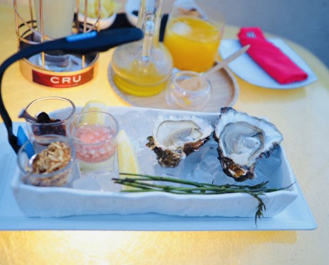 CRU Champagne Bar