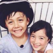 不一样的白二爷