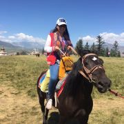 方方不会弹琵琶