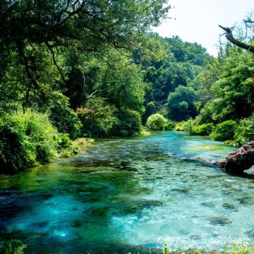 阿尔巴尼亚+蓝眼睛泉+科萨米尔群岛8日6晚拼小团