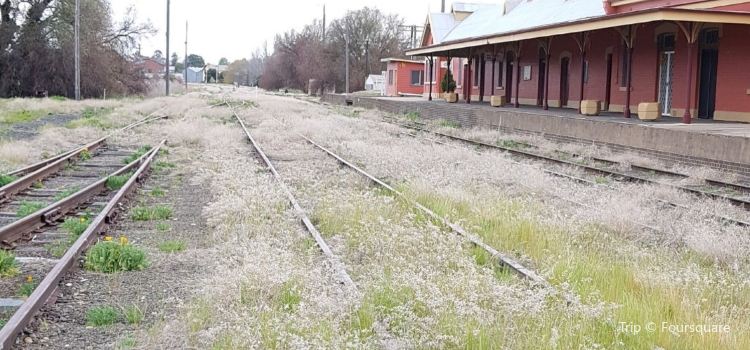 Cowra Railway Station Travel Guidebook Must Visit Attractions In