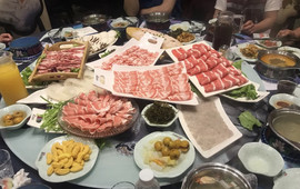 名都晓荷塘主题火锅(萝北店)
