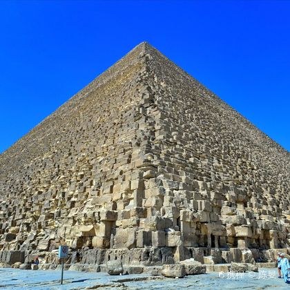 埃及开罗胡夫金字塔+开罗左塞尔金字塔+开罗孟菲斯博物馆一日游